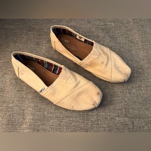 Toms, 6.5W, cream colored canvas slip-ons